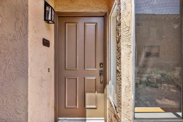 1122 Grape St, San Marcos CA: https://media.crmls.org/mediaz/ea434f56-7a11-4887-951e-0014dce6ce96.jpg