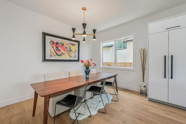980 Lucky Avenue, Menlo Park CA: https://media.crmls.org/mediaz/ea43a859-a7ed-4411-af0d-2d6cada0e7ca.jpg