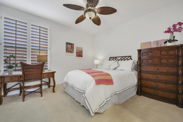 80276 Via Tesoro, La Quinta CA: https://media.crmls.org/mediaz/ea44853e-a57a-4acf-a7a8-1a880735bece.jpg