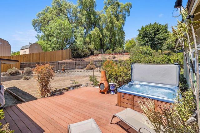 10720 Eureka Rd, Spring Valley CA: https://media.crmls.org/mediaz/ea46c2de-a3ce-4903-bb90-28e2fefc45c3.jpg