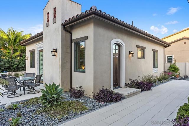 8416 Hidden Cove Way, San Diego CA: https://media.crmls.org/mediaz/ea46c6c8-dae5-4b6a-b15c-d77c18cfe509.jpg