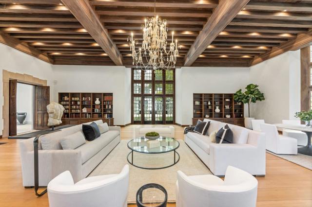 85 Fagan Drive, Hillsborough CA: https://media.crmls.org/mediaz/ea486584-9fe6-4f96-b853-9859a4592d91.jpg