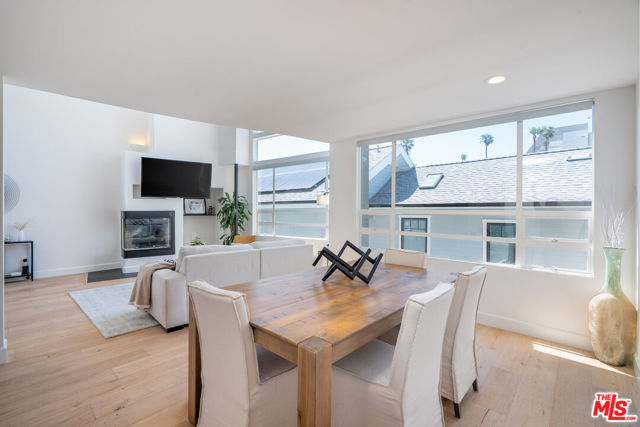 2020 6th Street, 2 photo 8