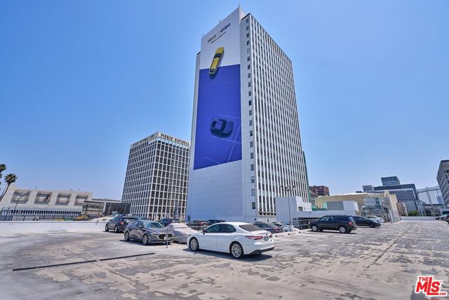 3810 Wilshire Boulevard, Los Angeles CA: https://media.crmls.org/mediaz/ea49d47e-f10e-4dde-81ca-242ca5b93744.jpg
