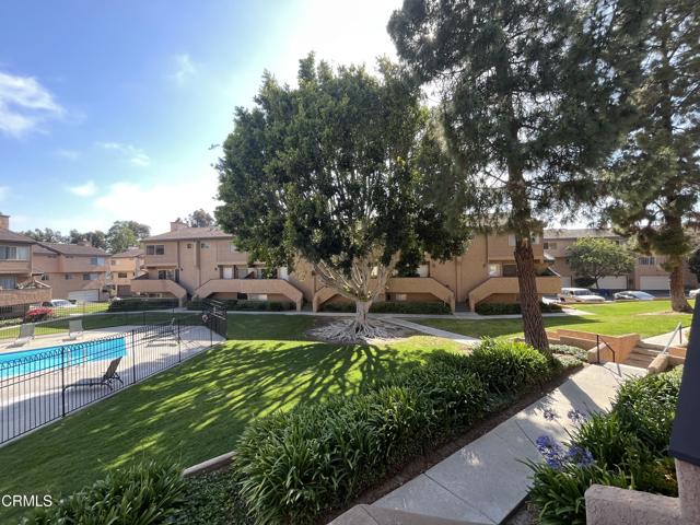 Detail Gallery Image 3 of 29 For 677 County Square Dr, Ventura,  CA 93003 - 2 Beds | 2/1 Baths