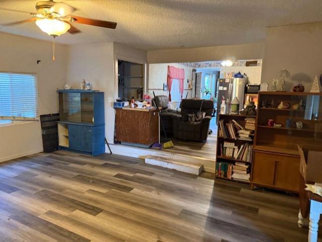 160 N Santa Rosa Street, Los Banos CA: https://media.crmls.org/mediaz/ea4a3c7a-d613-49fa-bb7c-8b1ccd3d0944.jpg