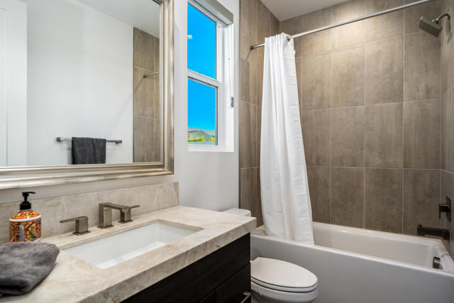 75201 Citadel Place, Indian Wells CA: https://media.crmls.org/mediaz/ea4a9ac2-732f-4c53-8ccf-fd9bd6ff519c.jpg