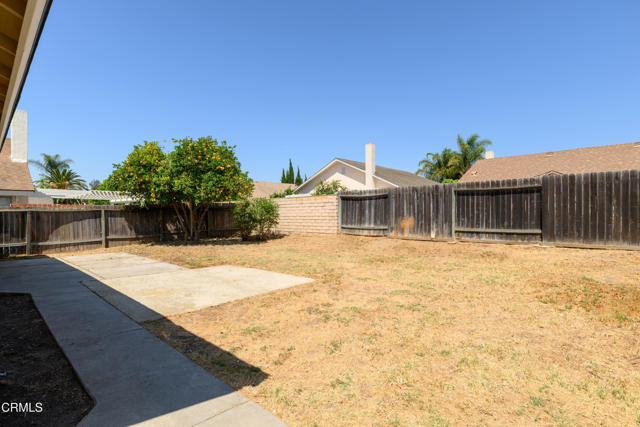 Detail Gallery Image 20 of 26 For 6227 Calle Bodega, Camarillo,  CA 93012 - 3 Beds | 2 Baths