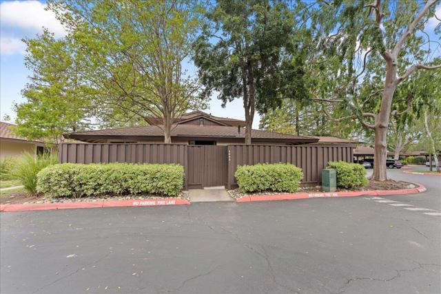 4983 Ponderosa Terrace, Campbell CA: https://media.crmls.org/mediaz/ea4da35d-307d-4792-8327-21cbfaa21bea.jpg