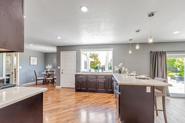 6702 Heathfield Drive, San Jose CA: https://media.crmls.org/mediaz/ea4e46db-7a6a-4a0c-87ba-408a5c17f01d.jpg