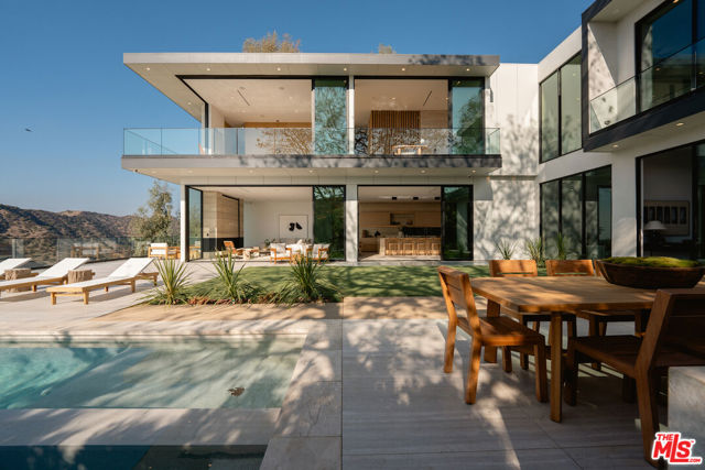 1149 Linda Flora Drive, Los Angeles CA: https://media.crmls.org/mediaz/ea4fcb96-7b40-4d6b-a93b-9ced0a802050.jpg