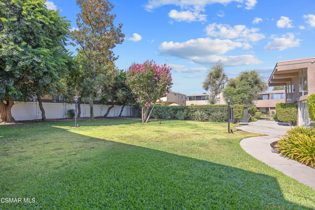 18134 Killion Street, Tarzana CA: https://media.crmls.org/mediaz/ea4ffabc-a56f-4988-a872-ebf222fa4969.jpg