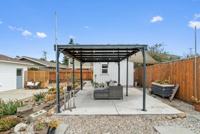 3080 Eleanor Way, Santa Cruz CA: https://media.crmls.org/mediaz/ea5010ab-3380-4d00-b52d-064d1a71f366.jpg