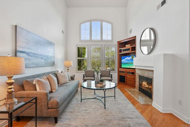 Detail Gallery Image 10 of 45 For 1636 Cormorant Dr, Carlsbad,  CA 92011 - 2 Beds | 2/1 Baths