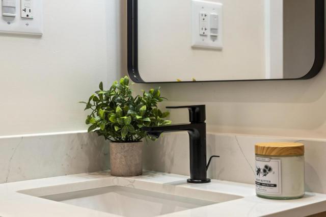 224 Loon Court, Foster City CA: https://media.crmls.org/mediaz/ea5113fa-46ee-4b8f-b728-7f527de5741e.jpg