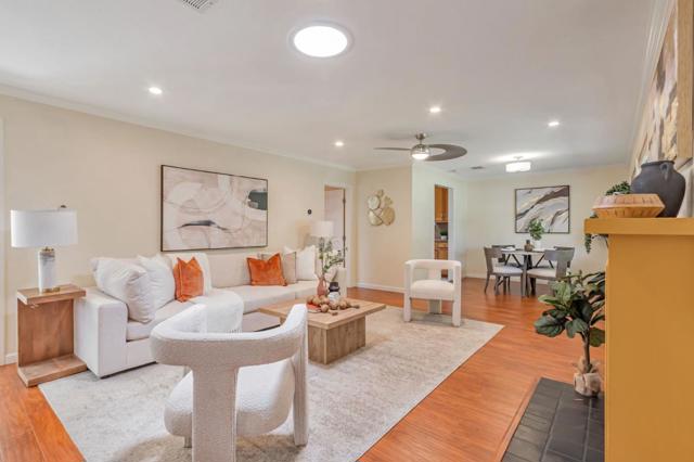 580 N Bayview Avenue, Sunnyvale CA: https://media.crmls.org/mediaz/ea522a44-18c9-48a0-bb01-0101ea5e7982.jpg