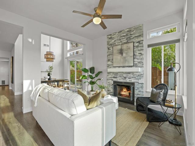 4906 Corte Playa de Castilla, San Diego CA: https://media.crmls.org/mediaz/ea52b960-15ab-4635-bbd8-1c8bec8e5591.jpg