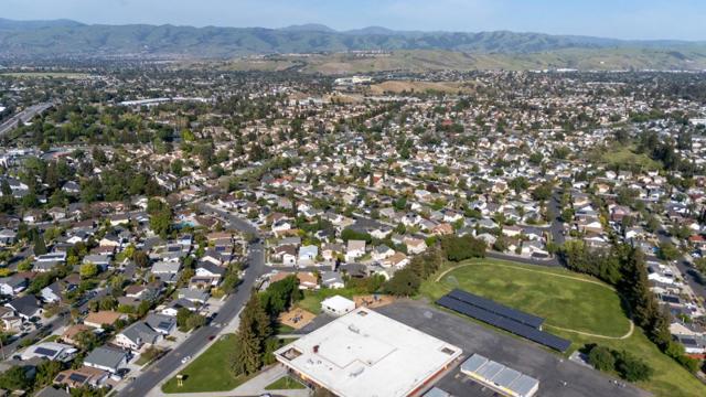 4242 Avon Court, San Jose CA: https://media.crmls.org/mediaz/ea5317af-5340-4280-9aed-35f091bf631c.jpg