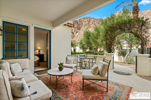 48472 Legacy Drive, La Quinta CA: https://media.crmls.org/mediaz/ea55a876-fedd-4842-a7c8-731ac3020cf5.jpg