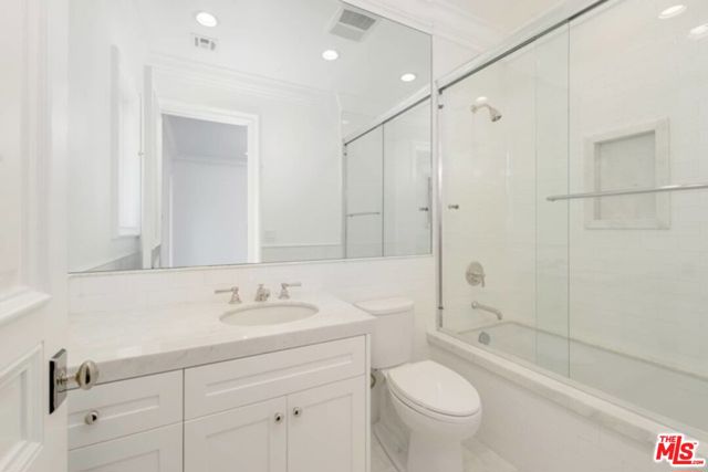 10338 Keswick Avenue, Los Angeles CA: https://media.crmls.org/mediaz/ea55ed06-e89f-44b5-9d0b-e944c26bf292.jpg