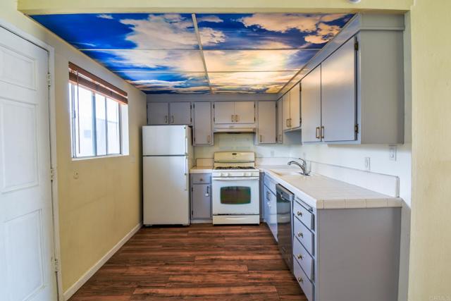 Image 2 of 23 For 4885 Cole Street 38