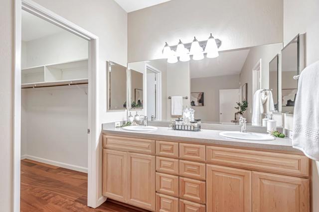 1294 Woodside Road, Redwood City CA: https://media.crmls.org/mediaz/ea56764f-6b58-4bad-b27d-8bf35bd3cfb2.jpg