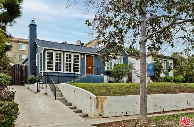 Image 2 for 2232 Linnington Ave, Los Angeles, CA 90064