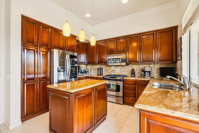 865 Box Canyon Trail, Palm Desert, CA 92211