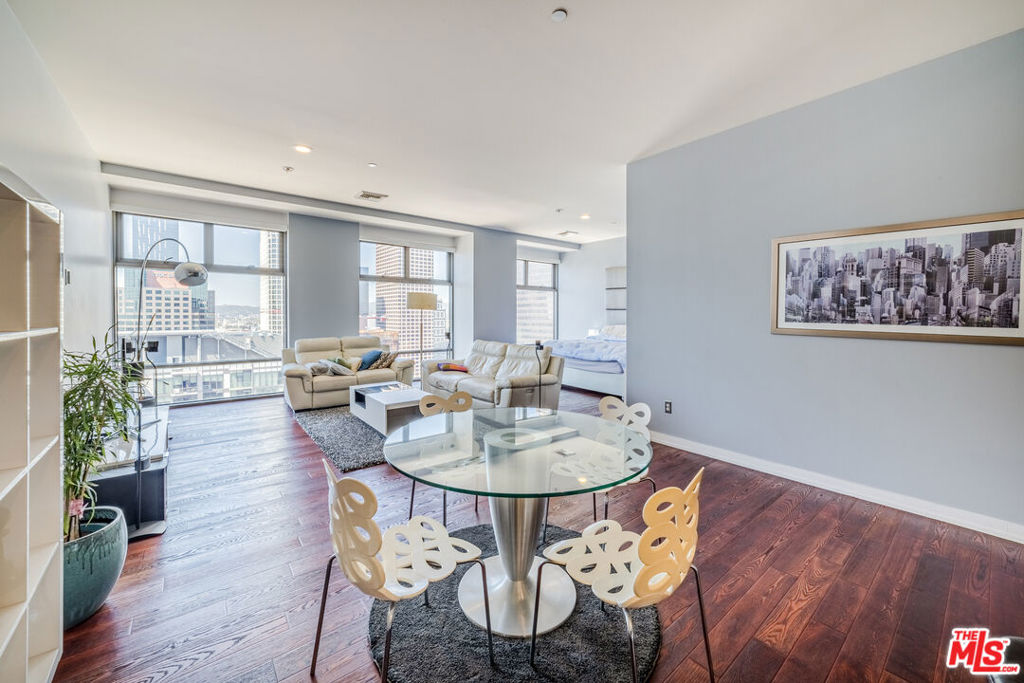 801 S GRAND Avenue 2104, Los Angeles, CA 90017