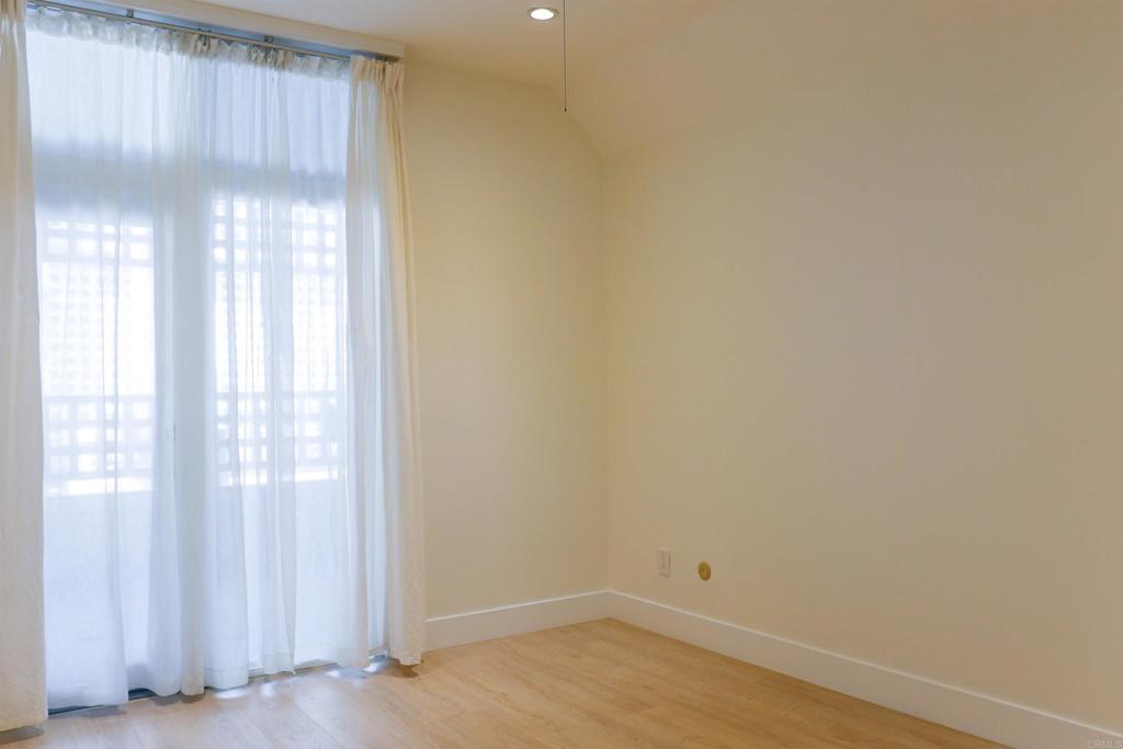 3976 Nobel Drive - photo 12