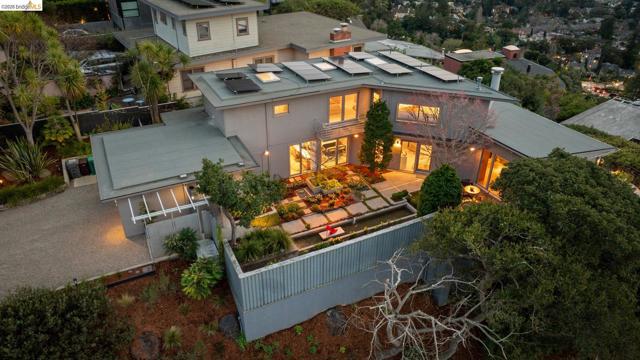 2 Gravatt Drive, Berkeley CA: https://media.crmls.org/mediaz/ea5a1a39-96f1-4822-803c-a2c76c253a11.jpg