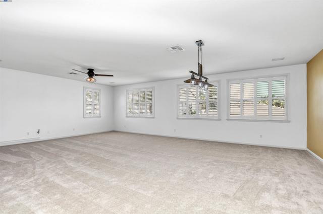 5618 Arcadia Cir, Discovery Bay CA: https://media.crmls.org/mediaz/ea5a6444-ce9a-4372-955f-70ba5413f073.jpg