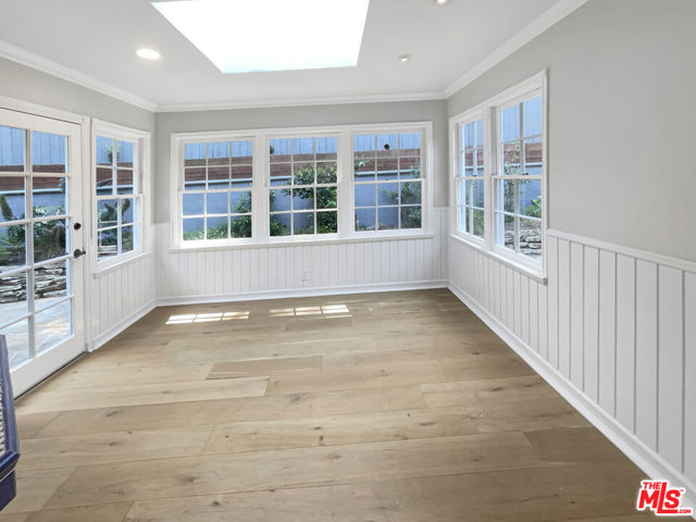 2252 Verde Oak Drive, Los Angeles CA: https://media.crmls.org/mediaz/ea5b27ad-dbd3-4240-abcf-79119b78b0e2.jpg
