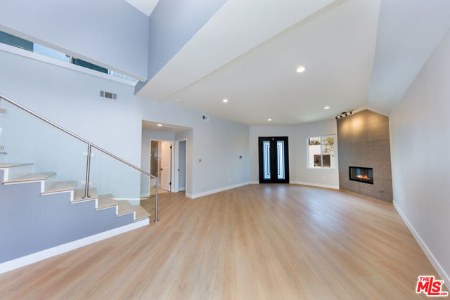 2143 Kerwood Avenue, Los Angeles CA: https://media.crmls.org/mediaz/ea5d3af4-bb4c-4f10-8721-9bfd3befb51a.jpg