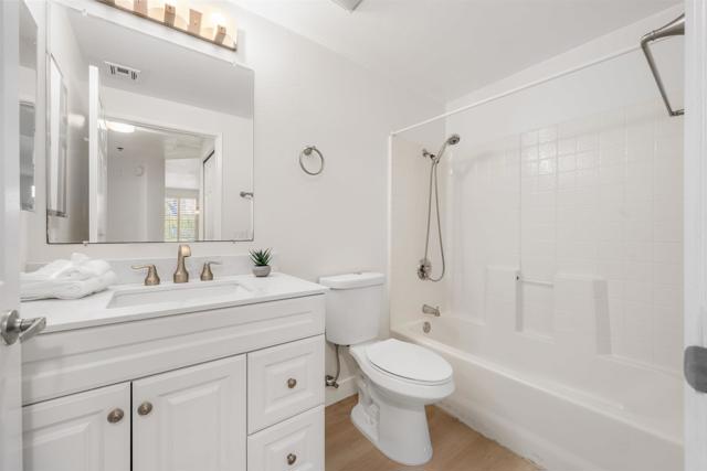 Detail Gallery Image 34 of 48 For 680 Camino De La Reina #2112,  San Diego,  CA 92108 - 3 Beds | 2 Baths