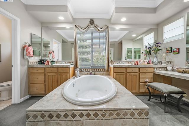Image 18 of 28 For 5366 Dublin Ranch Dr