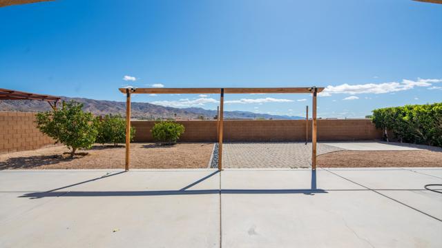 Image 32 of 39 For 12454 Via Loreto