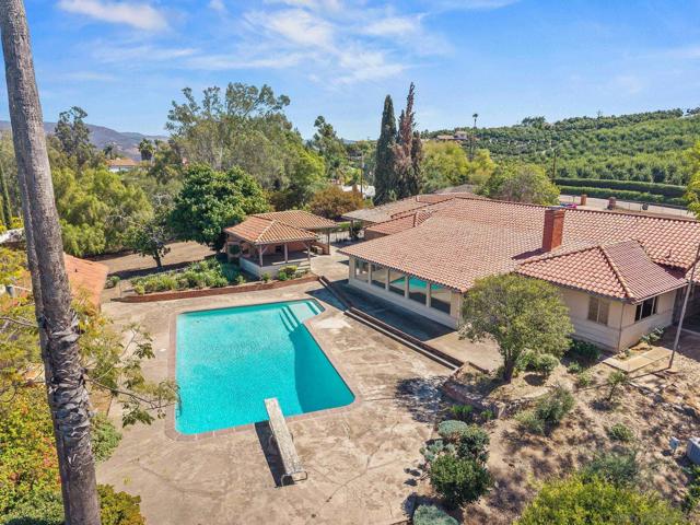 Image 31 of 53 For 2652 Mountain View Dr