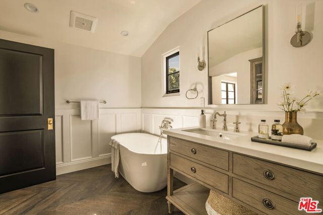 Image 28 of 52 For 134 Mccadden Place