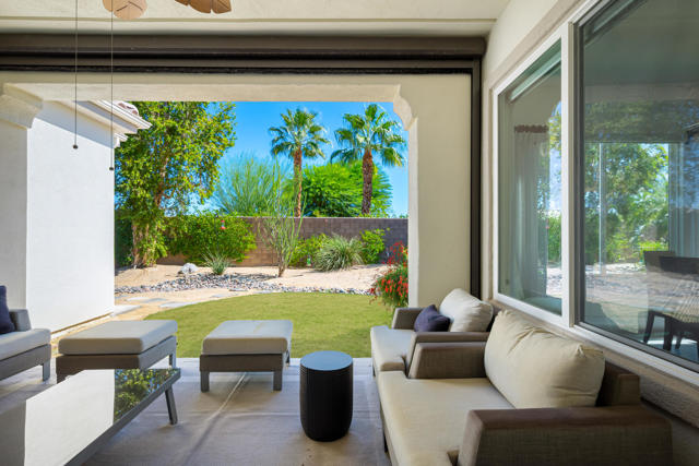 81207 Santa Rosa Court, La Quinta CA: https://media.crmls.org/mediaz/ea6183ec-d111-4487-ab01-e9b53af44c98.jpg