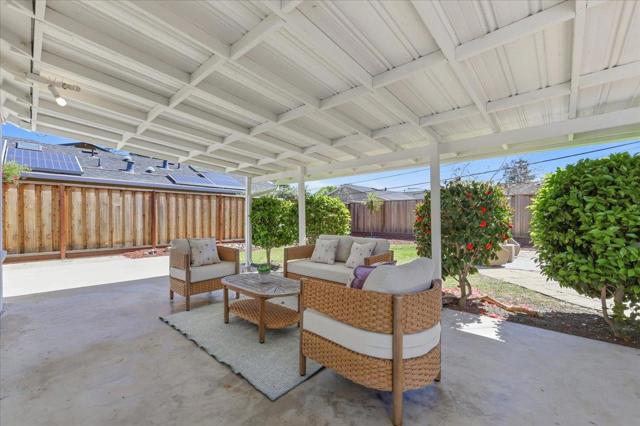 1019 Riverton Drive, San Carlos CA: https://media.crmls.org/mediaz/ea626ab5-e278-4824-8711-0be9bbfabaa6.jpg