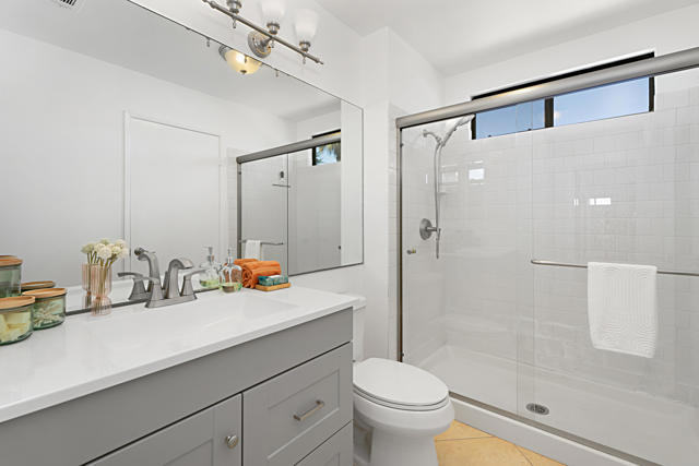 80471 Oak Tree, La Quinta CA: https://media.crmls.org/mediaz/ea62a427-a2b1-4c5b-acde-00540a228d2b.jpg