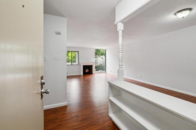1061 Beach Park Boulevard, Foster City CA: https://media.crmls.org/mediaz/ea62bcee-e185-44fe-b70f-cd85912398e9.jpg