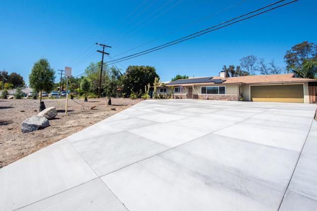 Detail Gallery Image 38 of 63 For 2094 Thibodo Ct, Vista,  CA 92081 - 3 Beds | 2 Baths