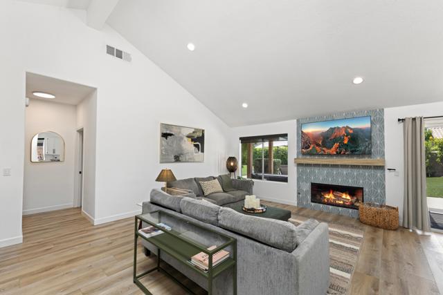 78635 Villeta Drive, La Quinta CA: https://media.crmls.org/mediaz/ea631ebf-c839-4237-b1c8-92245ad39977.jpg
