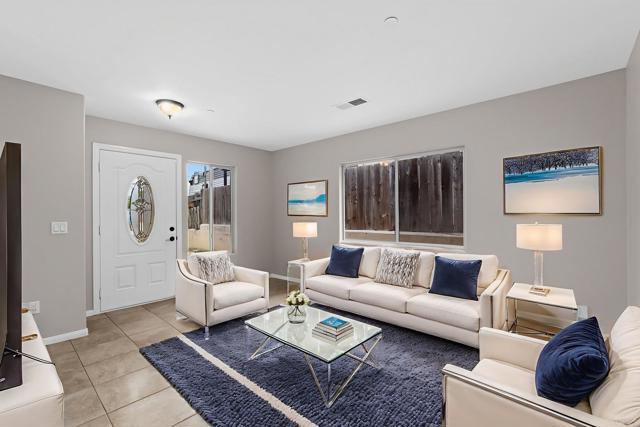 Detail Gallery Image 1 of 1 For 321 W Connecticut Ave, Vista,  CA 92083 - 3 Beds | 2 Baths