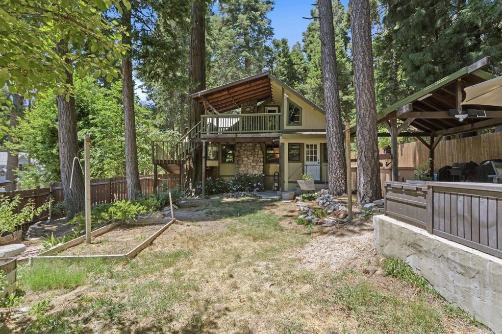 1148 Saturn Way