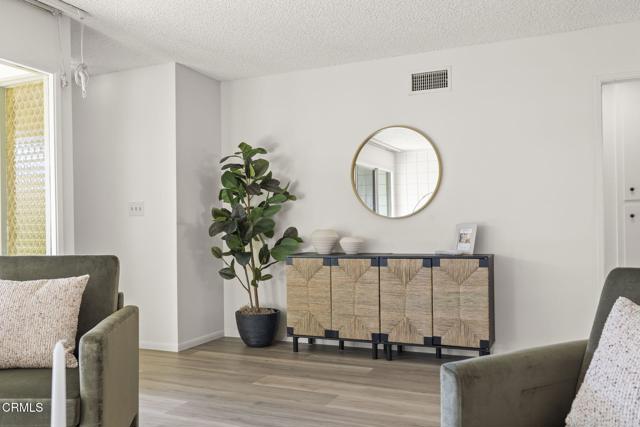 Detail Gallery Image 11 of 42 For 171 W Bowling Gr, Port Hueneme,  CA 93041 - 3 Beds | 2 Baths