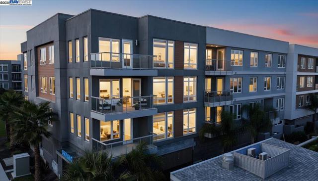 5925 Charlotte Dr, San Jose CA: https://media.crmls.org/mediaz/ea66cc8e-00a8-4206-8dc7-916d92f1c29c.jpg