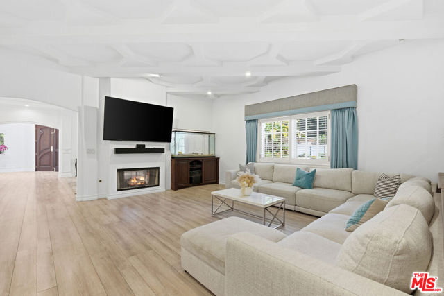 4305 Coquette Place photo 8